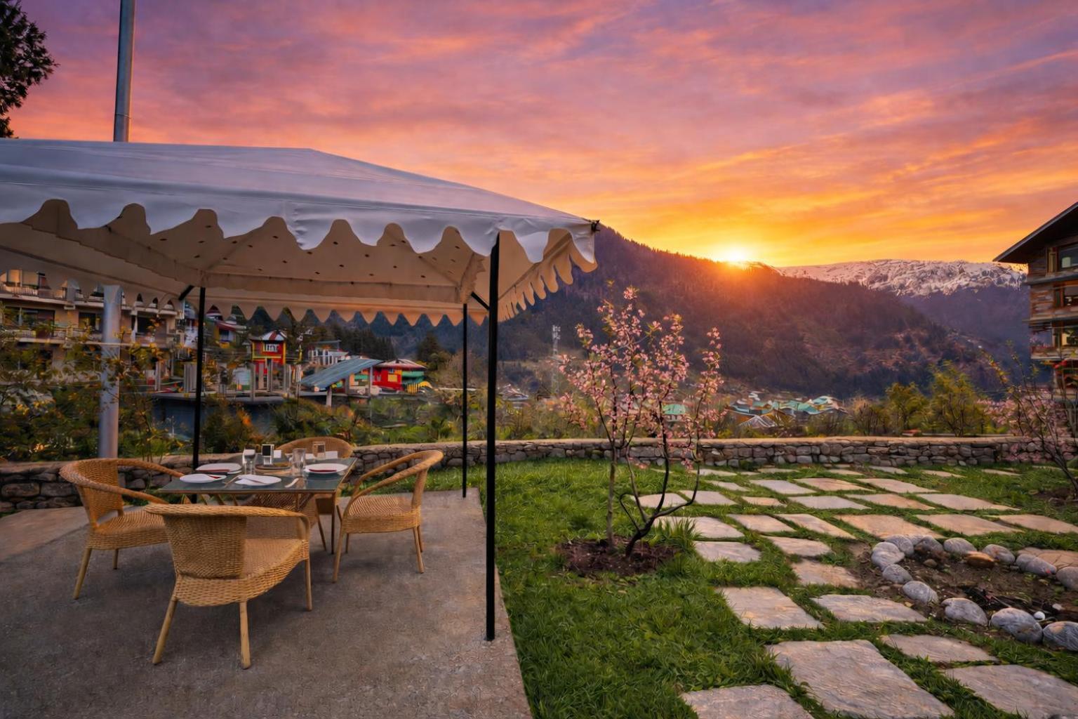 The Manali Suite & Villas - Luxury Stay Away From City Hustle — Photos 3